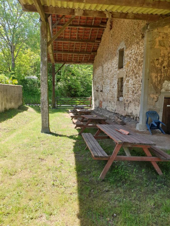 La Croix Gites Pressignac Luaran gambar